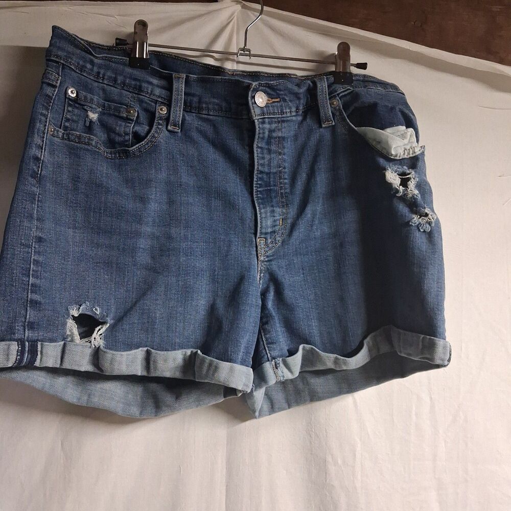 Levi's Women's Mid Length Shorts Medium Blue Wash Size 33